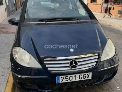 Usado Mercedes A180 Elegance 109 CV (80 kW) 2008 Negro Monovolumen