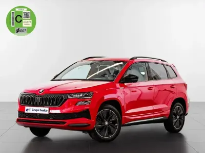 Usado Skoda Karoq SportLine 150 CV (110 kW) 2022 Rojo SUV