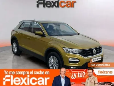 Usado VW T-Roc Advance 116 CV (85 kW) 2019 Amarillo SUV