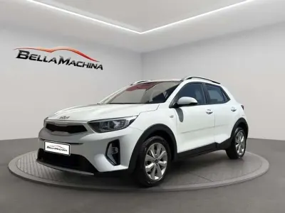Usado Kia Stonic Plus 84 CV (61 kW) 2022 Blanco SUV