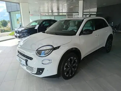 Usado Fiat 600 La Prima 100 CV (73 kW) 2024 Blanco SUV