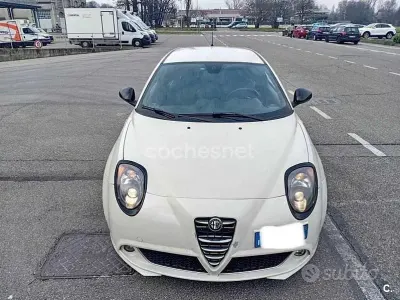Usado Alfa Romeo MiTo Quadrifoglio Verde 170 CV (125 kW) 2010 Beige Utilitario