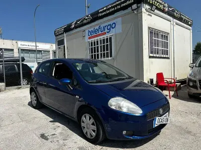 Usado Fiat Punto Classica 70 CV (51 kW) 2006 Azul Utilitario