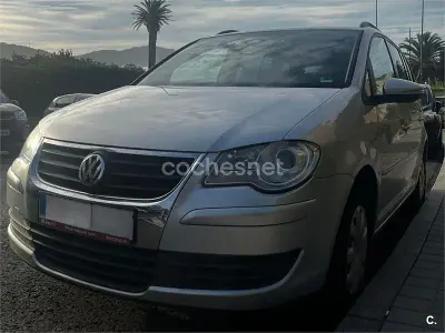 Usado VW Touran Edition 140 CV (102 kW) 2010 Blanco Monovolumen