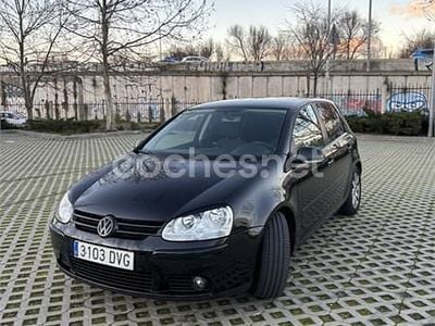 Usado VW Golf IV Highline 102 CV (75 kW) 2006 Negro Berlina