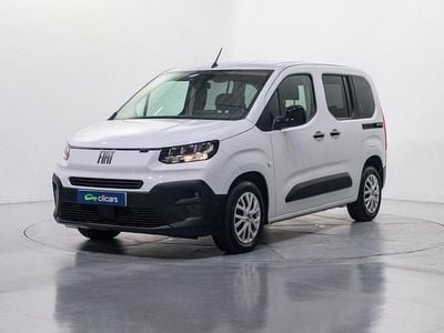 Usado Fiat Doblò 100 CV (73 kW) 2025 Blanco Monovolumen