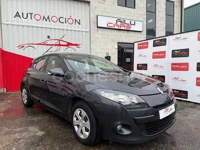 Negro Usado 2012 Renault Mégane Dynamique Berlina | 7490 € (Un poco caro)