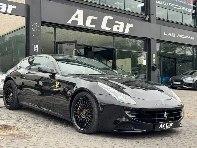 Usado Ferrari FF 660 CV (485 kW) 2012 Negro Familiar