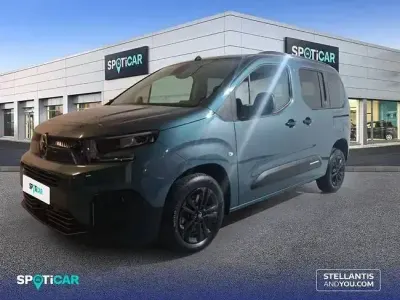 Usado Citroën Berlingo 102 CV (75 kW) 2024 Azul Monovolumen
