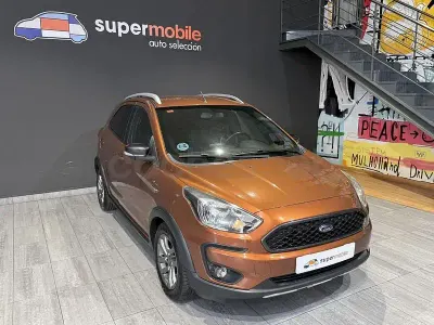Usado Ford Ka Plus Active 95 CV (69 kW) 2019 Marrón Utilitario