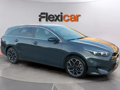 Usado Kia Ceed Style 100 CV (73 kW) 2025 Gris Utilitario