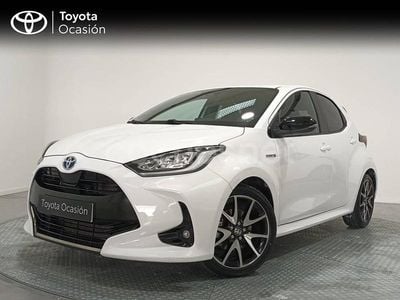 Usado Toyota Yaris Hybrid Style 116 CV (85 kW) 2021 Blanco Berlina