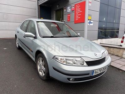Gris / plata Usado 2005 Renault Laguna II Authentique Berlina | 4500 € (Caro)