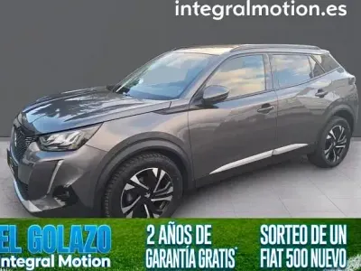 Usado Peugeot 2008 Allure 110 CV (80 kW) 2021 SUV