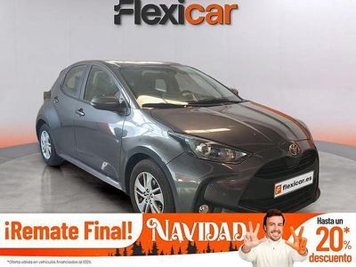 Gris / plata Usado 2024 Toyota Yaris Edition Berlina | 17.990 € (Precio justo)