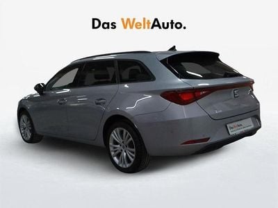 Usado Seat Leon Style 150 CV (110 kW) 2024 Gris plata Berlina