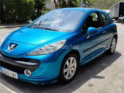 Usado Peugeot 207 110 CV (80 kW) 2007 Azul Berlina