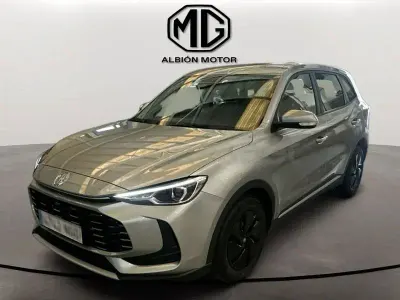 Usado MG ZS 116 CV (85 kW) 2025 Gris / plata SUV