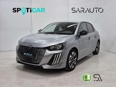 Usado Peugeot 208 Allure 102 CV (75 kW) 2025 Gris Utilitario