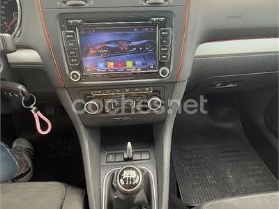 Blanco Usado 2010 VW Golf VI Highline Utilitario | 7000 € (Precio justo)