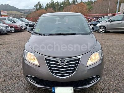 Gris / plata Usado 2012 Lancia Ypsilon Platinum Utilitario | 6090 €