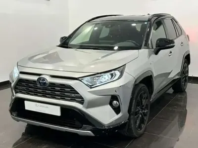 Usado Toyota RAV4 Hybrid Style 222 CV (163 kW) 2021 Gris SUV