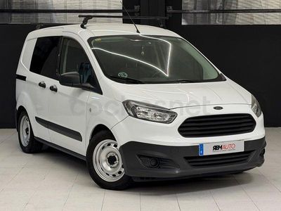 Usado Ford Tourneo Courier Ambiente 75 CV (55 kW) 2015 Blanco Monovolumen