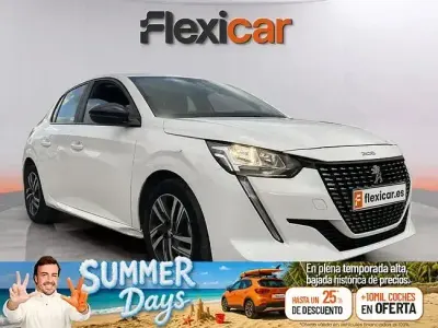 Usado Peugeot 208 Active 100 CV (73 kW) 2023 Blanco Utilitario