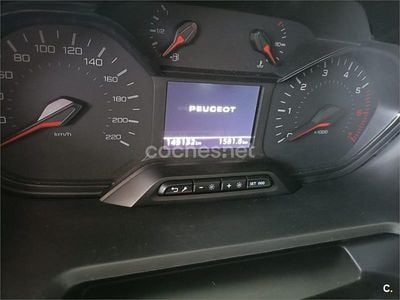 Usado Peugeot Rifter Active 100 CV (73 kW) 2019 Blanco Monovolumen