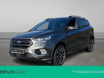 Usado Ford Kuga ST-Line 120 CV (88 kW) 2019 Gris SUV