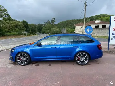 Usado Skoda Octavia RS 184 CV (135 kW) 2018 Azul Familiar