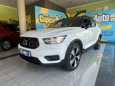 Usado Volvo XC40 R-Design 211 CV (155 kW) 2022 Blanco SUV