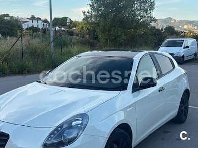 Usado Alfa Romeo Giulietta Distinctive 105 CV (77 kW) 2014 Blanco Utilitario