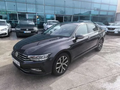 Używany VW Passat Executive 120 KM (88 kW) 2020 Szary Sedan/Limuzyna