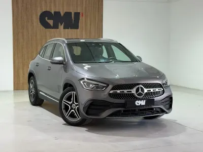 Usado Mercedes GLA200 163 CV (119 kW) 2020 Gris SUV