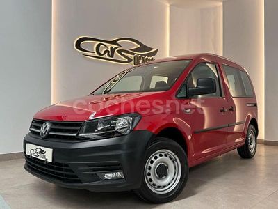 Usado VW Caddy Beach 102 CV (75 kW) 2020 Rojo Monovolumen