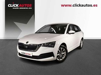 Blanco Usado 2022 Skoda Scala Active Utilitario | 10.950 € (Super precio)