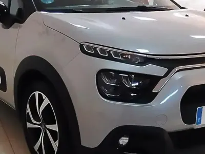 Usado Citroën C3 Shine 102 CV (75 kW) 2022 Eeu  pintura arena Utilitario