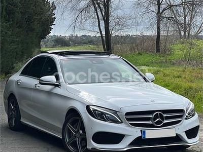 Usado Mercedes C220 AMG line 170 CV (125 kW) 2014 Blanco Berlina