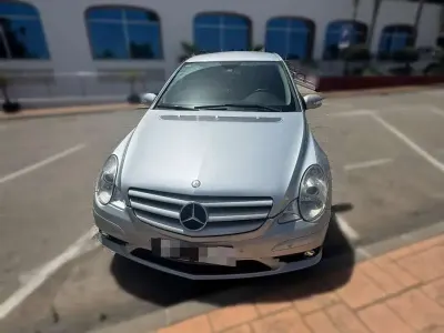 Usado Mercedes R280 190 CV (139 kW) 2007 Gris Familiar