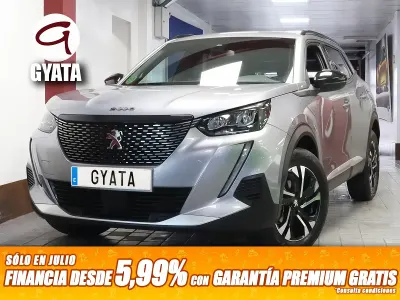 Usado Peugeot 2008 Allure 100 CV (73 kW) 2023 Gris SUV
