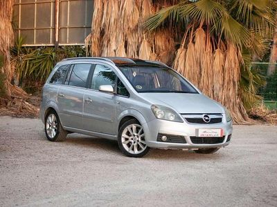Usado Opel Zafira Enjoy 120 CV (88 kW) 2006 Gris Monovolumen