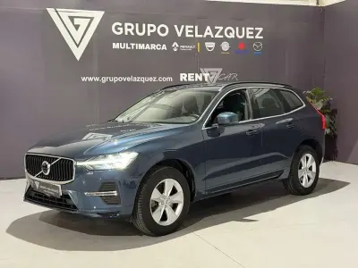 Usado Volvo XC60 Momentum 197 CV (144 kW) 2022 Azul SUV