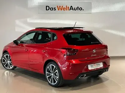 Usado Seat Ibiza FR 150 CV (110 kW) 2025 Rojo Utilitario