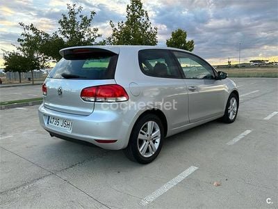 Gris / plata Usado 2012 VW Golf VII Advance Berlina | 5200 € (Super precio)