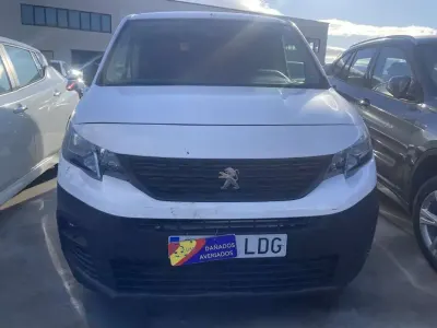 Usado Peugeot Partner S 102 CV (75 kW) 2019 Blanco Monovolumen