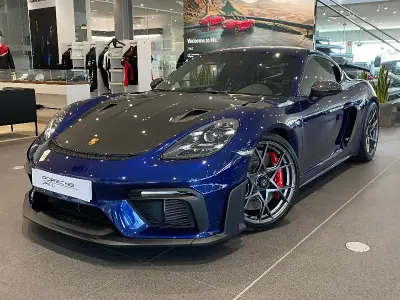 Usado Porsche 718 500 CV (367 kW) 2025 Azul Utilitario