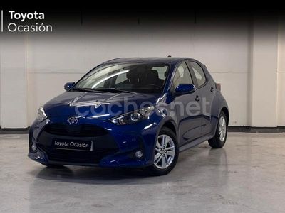 Azul Usado 2024 Toyota Yaris Berlina | 19.800 € (Precio justo)