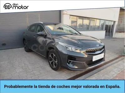 Usado Kia XCeed 141 CV (103 kW) 2021 Gris / plata SUV