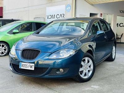 Usado Seat Leon Sport 102 CV (75 kW) 2007 Azul Utilitario